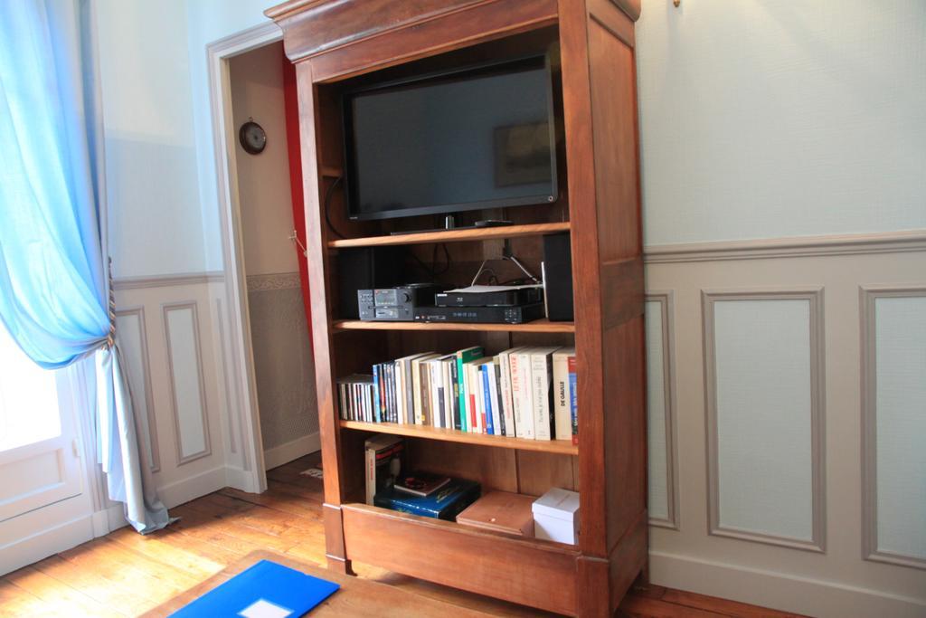 Apartment Lourmel Paris Rom bilde