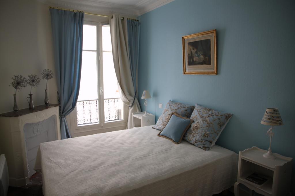 Apartment Lourmel Paris Rom bilde