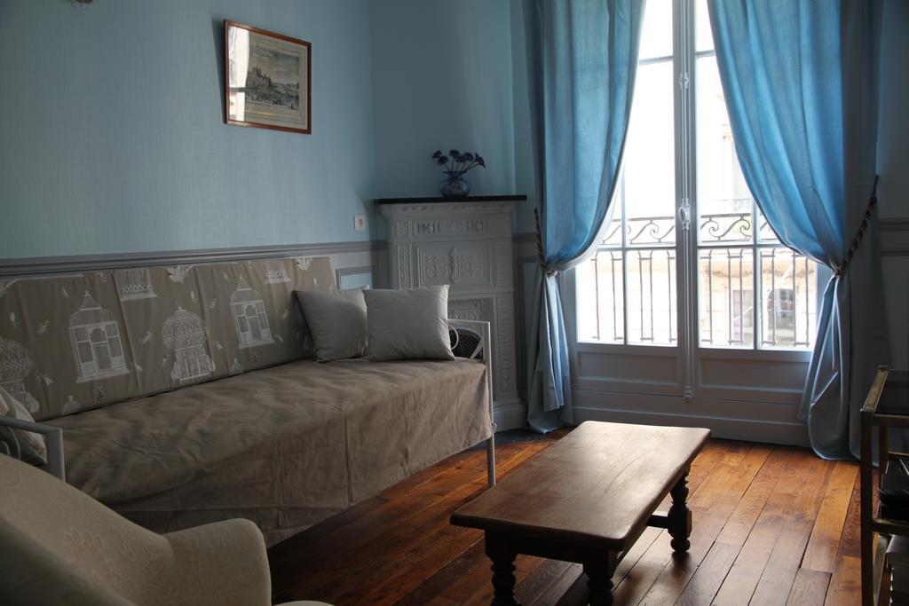 Apartment Lourmel Paris Rom bilde
