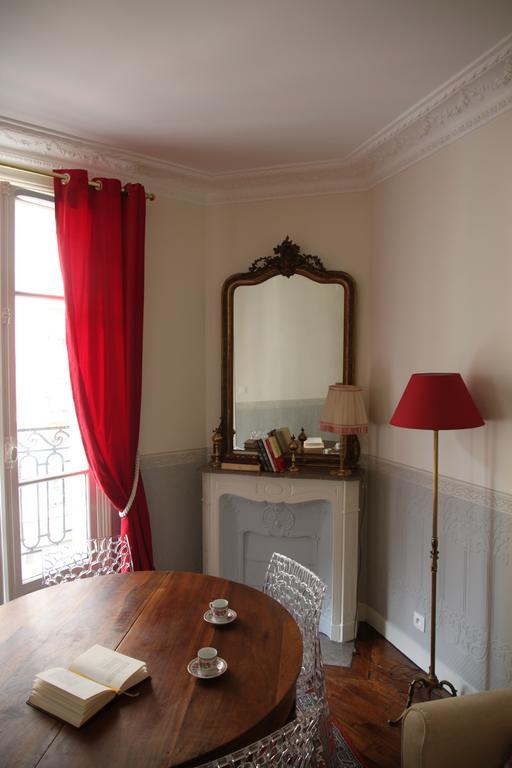 Apartment Lourmel Paris Rom bilde